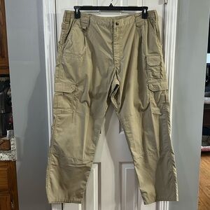 Men’s 511 tactical series khaki pants 44x32